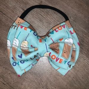 Boutique hair bows 🛍💕✨🎀 ☕️
